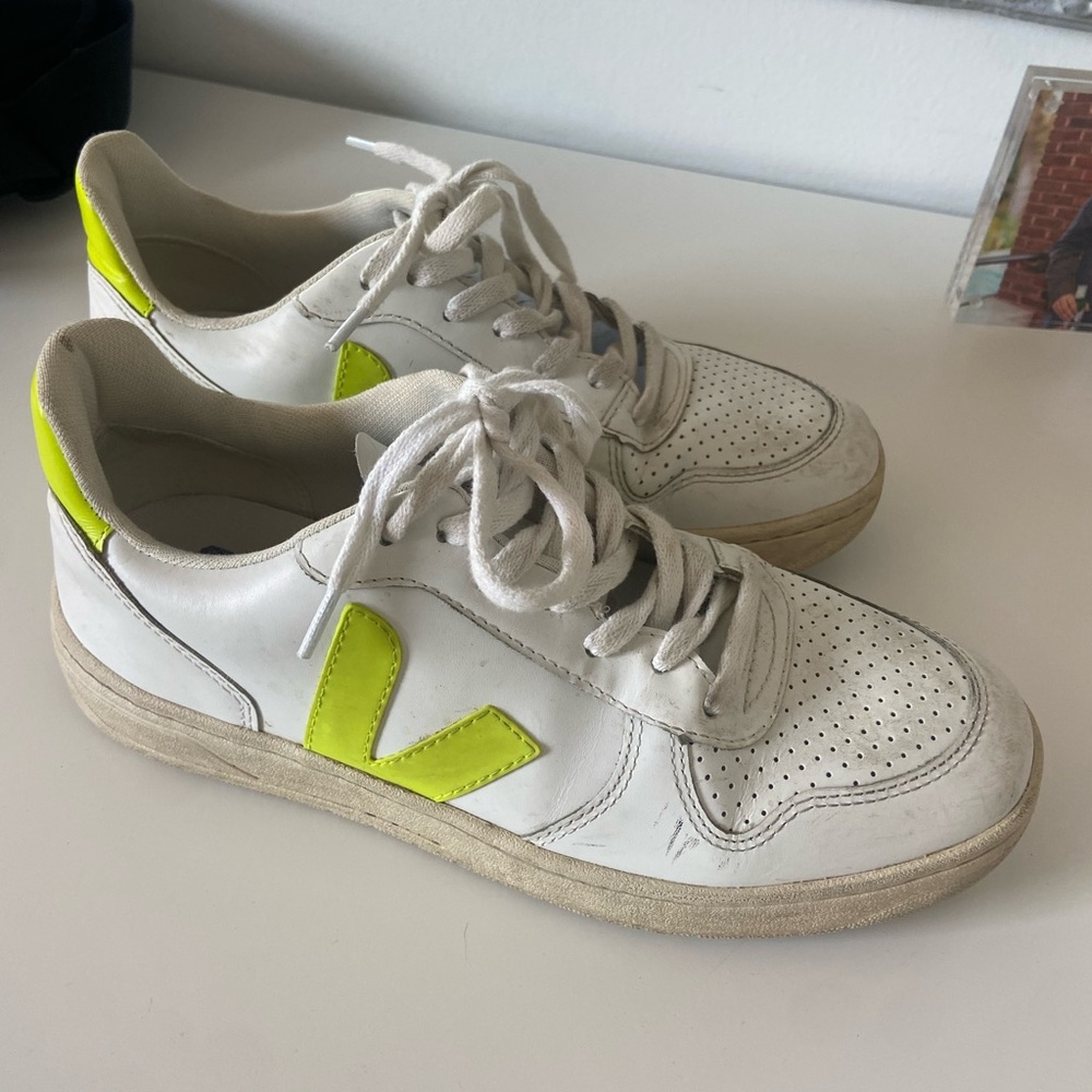 Veja V10 Yellow/Green